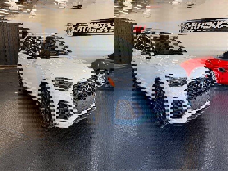 Used 2021 Audi SQ5 Prestige w/ Prestige Package image 2