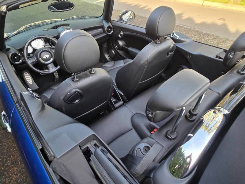 Used 2014 MINI Cooper S image 21