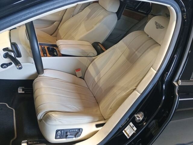 Used 2015 Bentley Flying Spur V8 AWD/4WD image 18