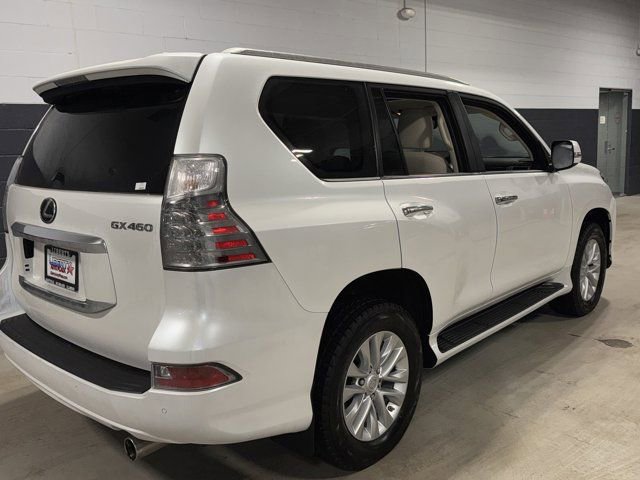 Used 2023 Lexus GX 460 Premium w/ Premium Package image 19