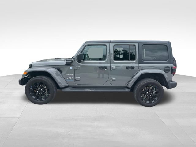 Used 2023 Jeep Wrangler Unlimited Sahara w/ Cold Weather Group AWD/4WD image 3