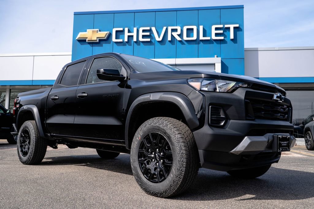 New 2026 Chevrolet Colorado Trail Boss AWD/4WD image 1