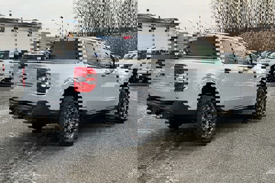 New 2026 Ford Maverick XLT w/ XLT Luxury Package image 3