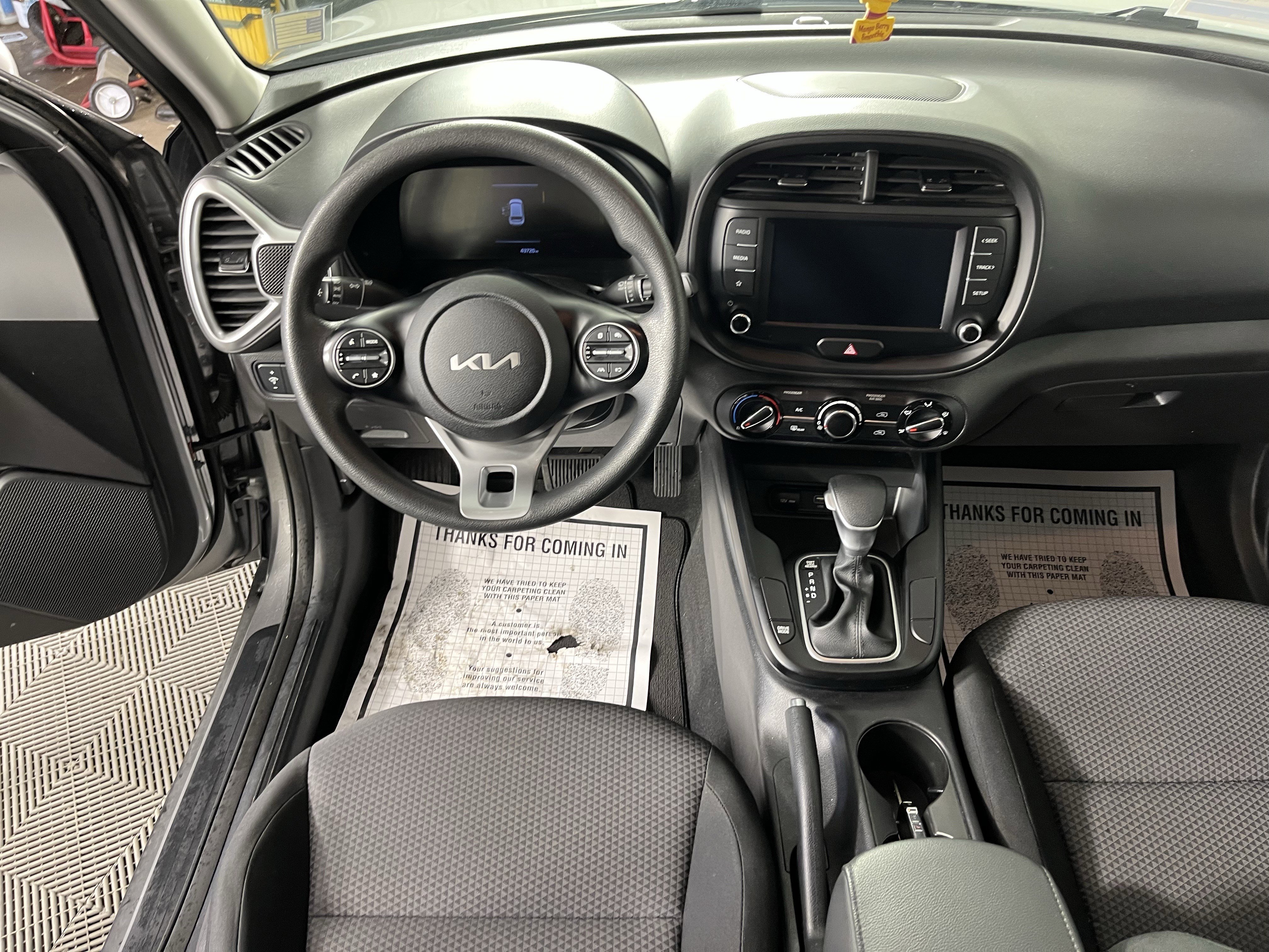Used 2023 Kia Soul LX w/ Option Group 015 FWD image 18