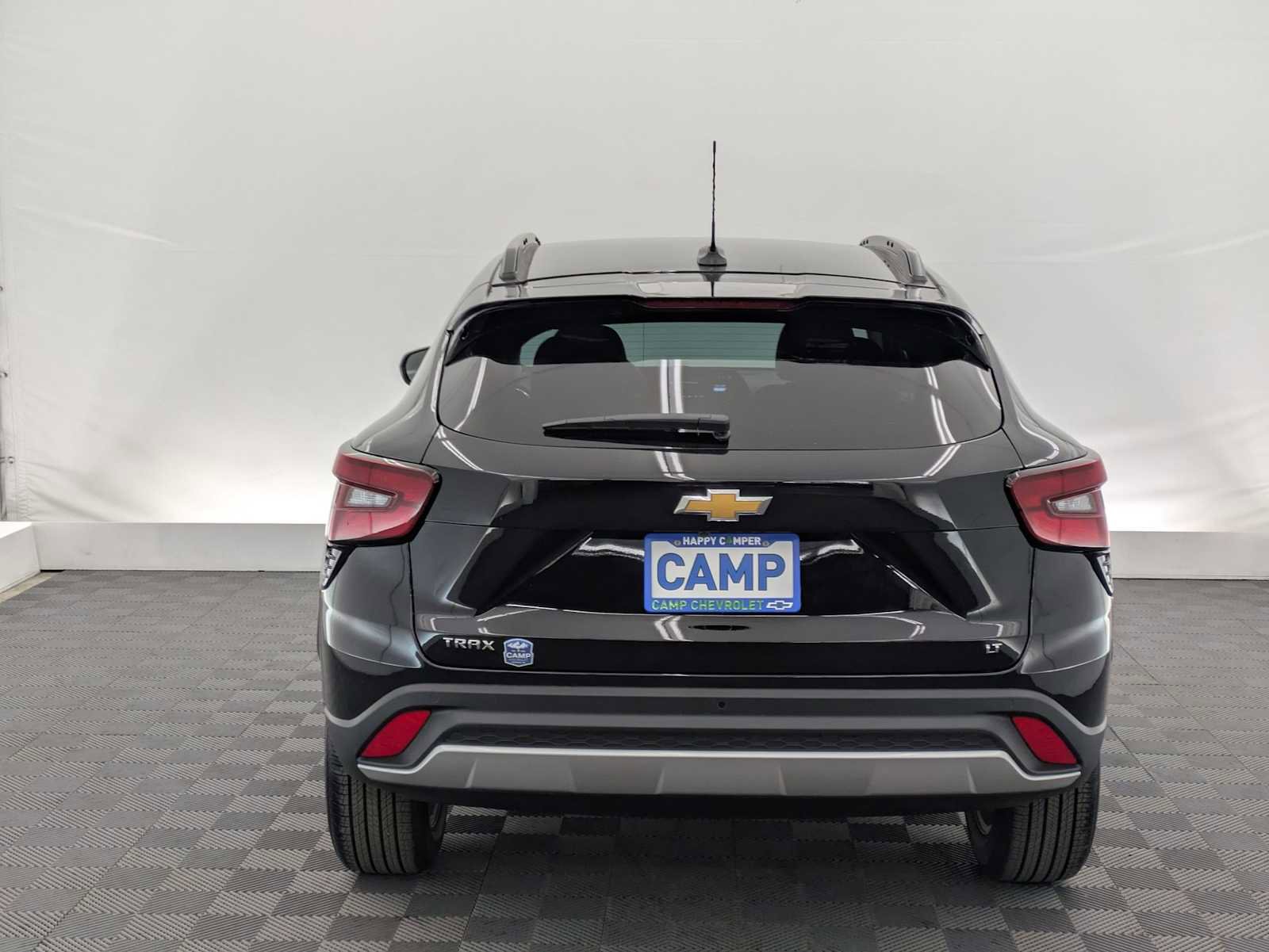 New 2026 Chevrolet Trax LT w/ Driver Confidence Package FWD image 5