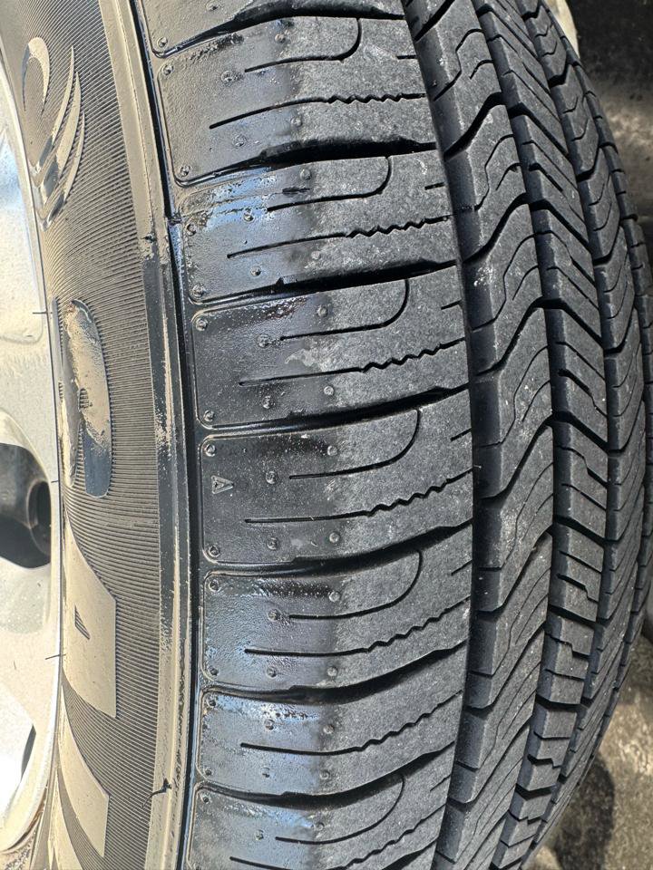 Used 2012 Ford Transit Connect XLT image 11