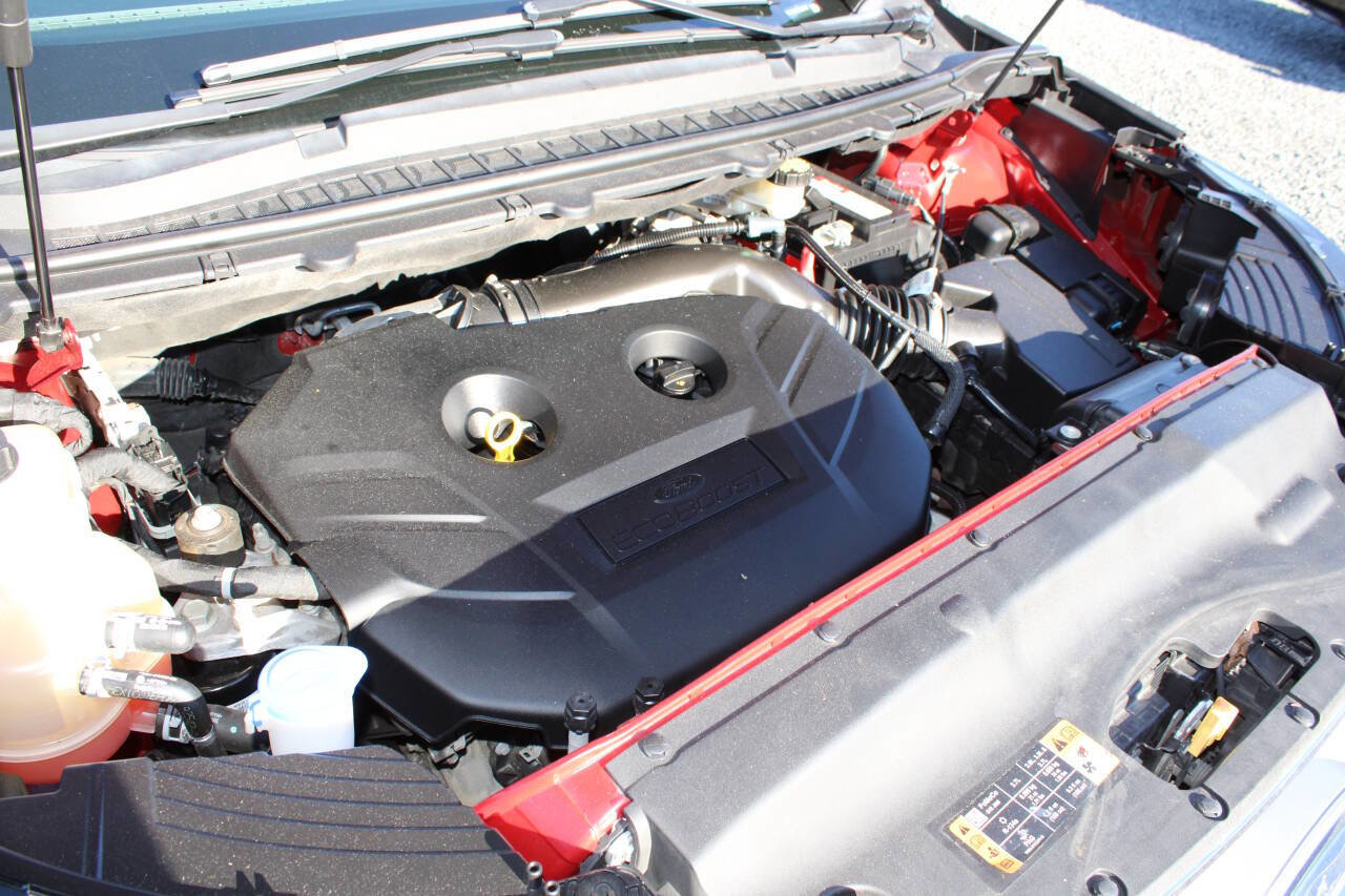 Used 2015 Ford Edge SEL w/ Equipment Group 201A AWD/4WD image 25