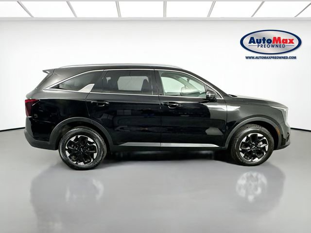 Used 2024 Kia Sorento S AWD/4WD image 9