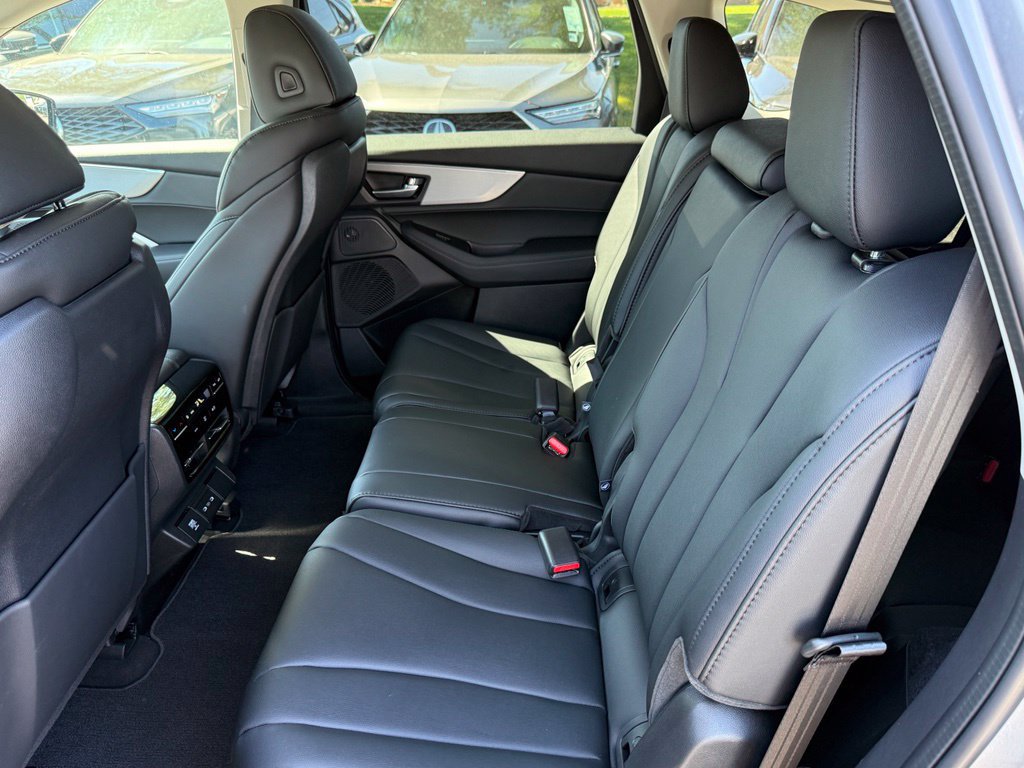 Certified 2026 Acura MDX SH-AWD image 16