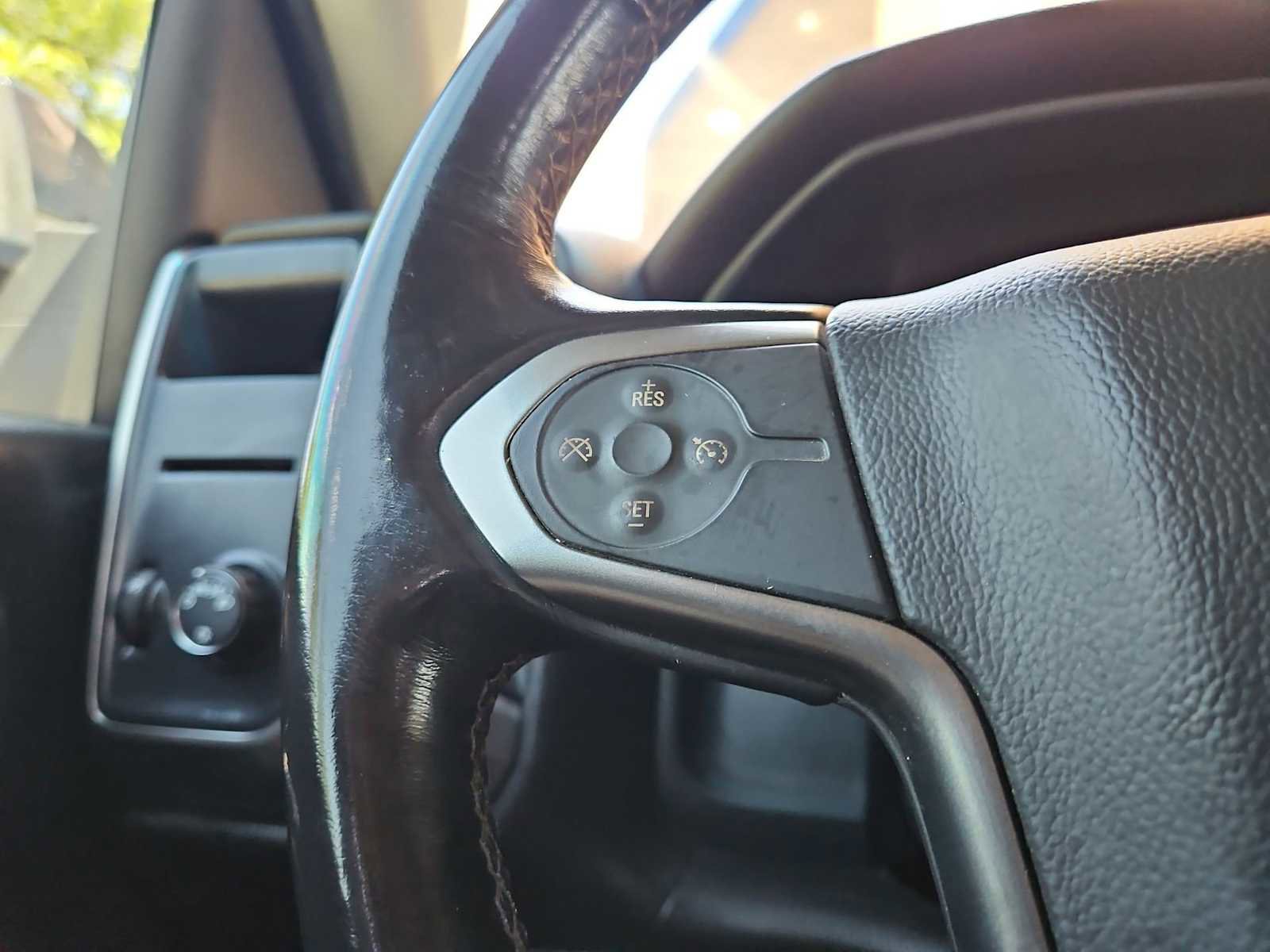 Used 2019 Chevrolet Silverado 1500 LT RWD image 24