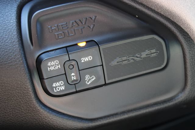 Used 2020 RAM 2500 Tradesman w/ Chrome Appearance Group AWD/4WD image 31