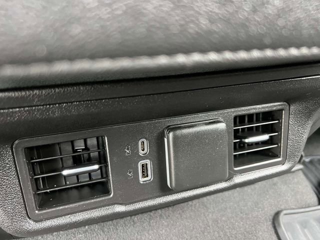 Used 2022 Chevrolet Silverado 1500 LT AWD/4WD image 13