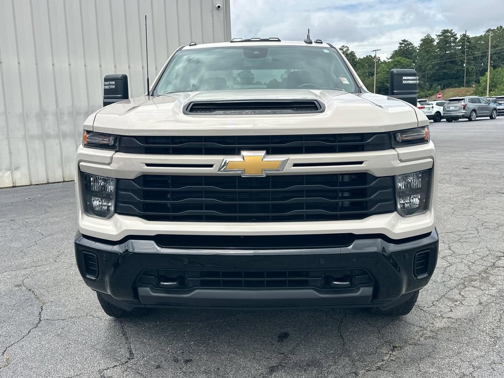 Used 2026 Chevrolet Silverado 2500 Custom w/ Custom Value Package AWD/4WD image 3
