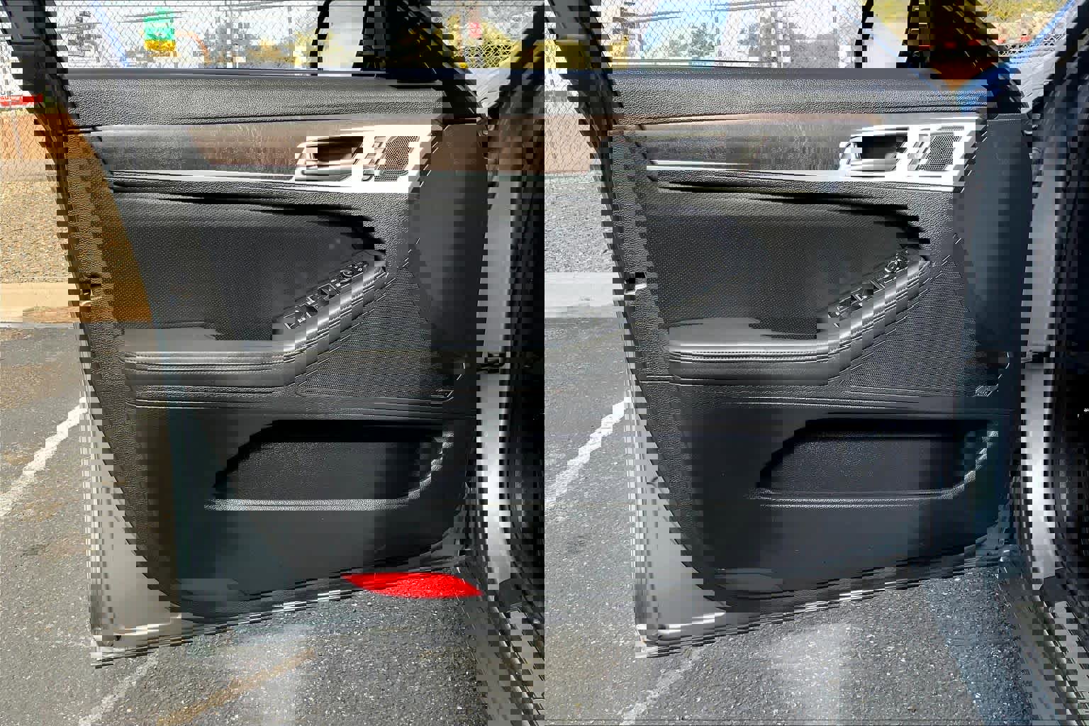 Used 2015 Hyundai Genesis 3.8 w/ Option Group 04 image 18