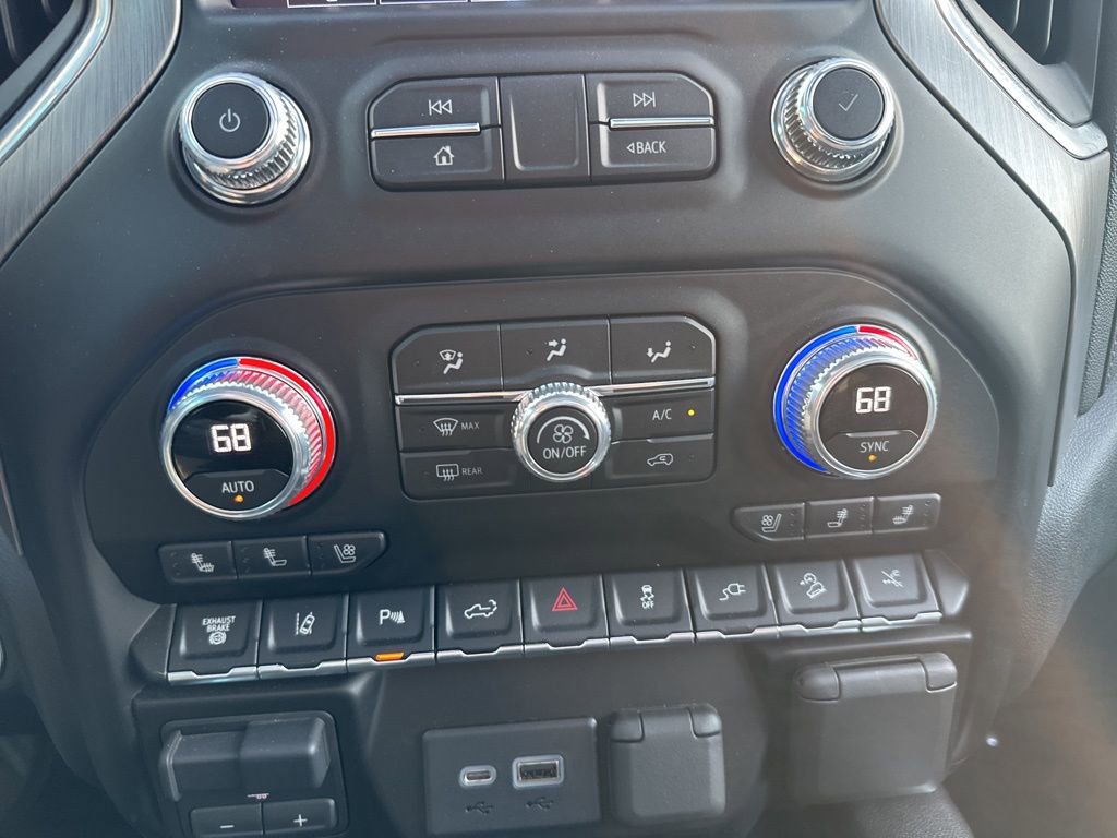 Used 2022 GMC Sierra 2500 Denali w/ Denali Ultimate Package image 25