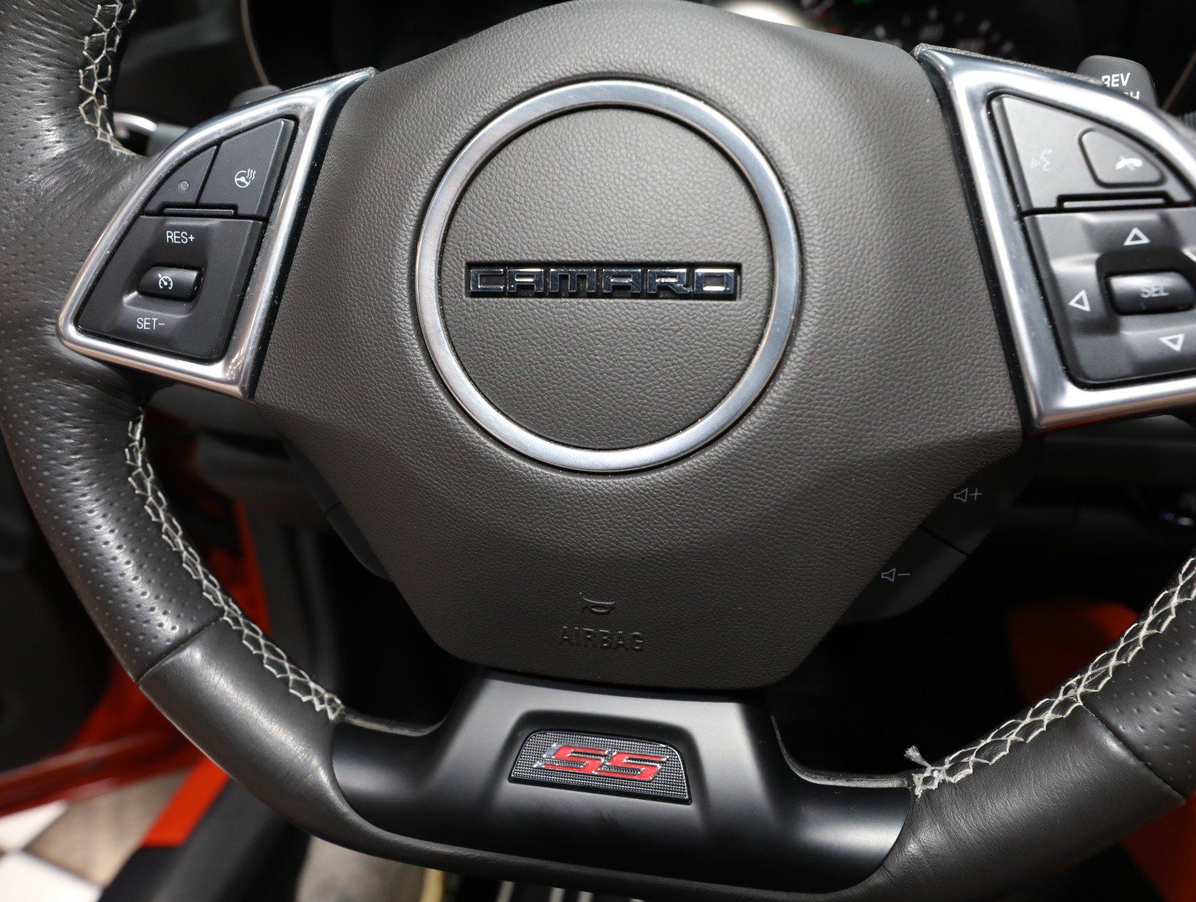 Used 2020 Chevrolet Camaro SS RWD image 73