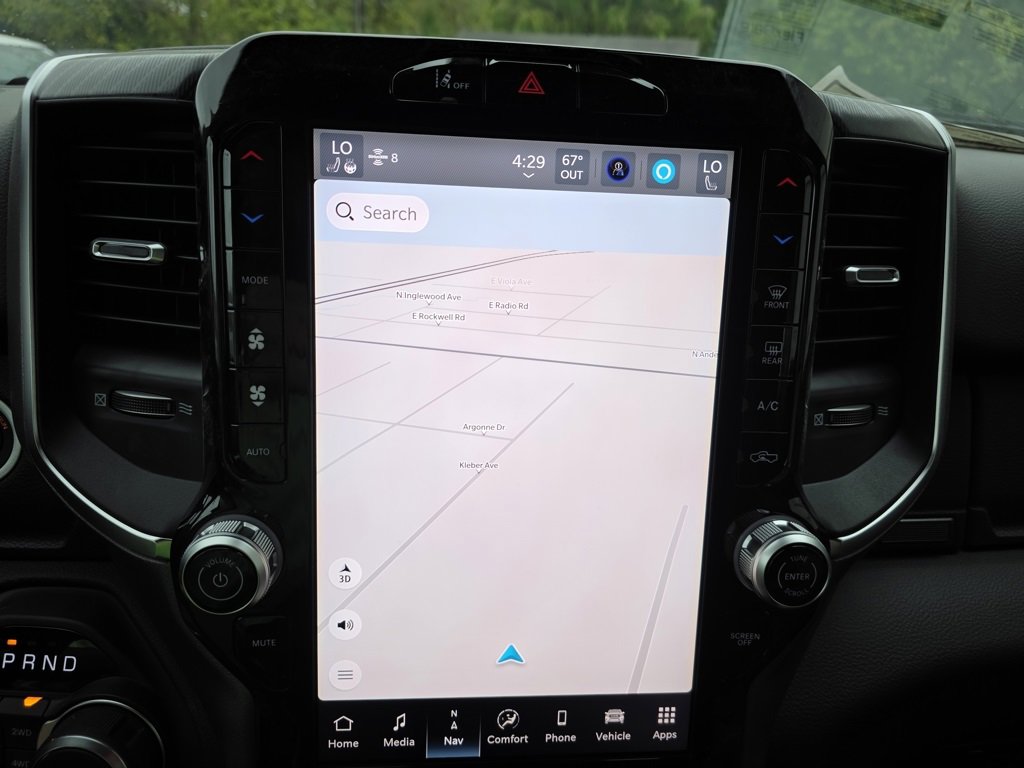 New 2026 RAM 1500 4x4 Crew Cab image 14