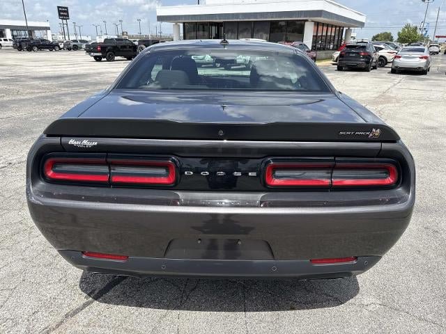 Used 2022 Dodge Challenger R/T Scat Pack RWD image 5