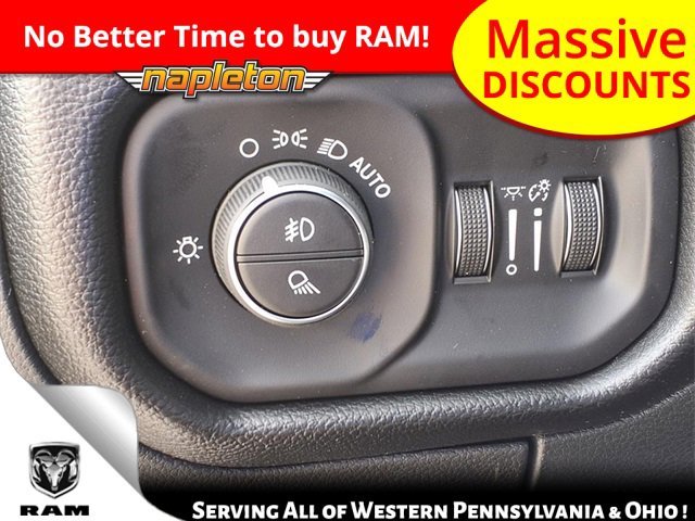 New 2026 RAM 1500 4x4 Crew Cab image 12