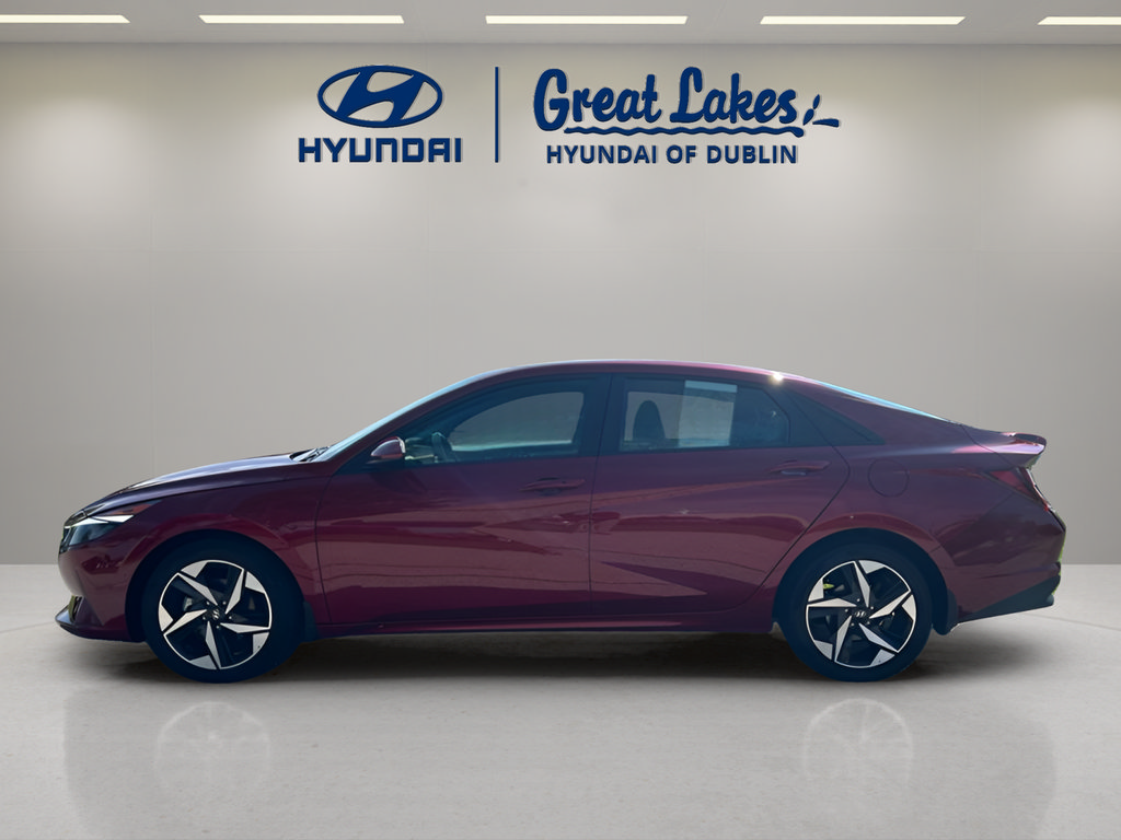 Used 2023 Hyundai Elantra SEL w/ Convenience Package FWD image 2