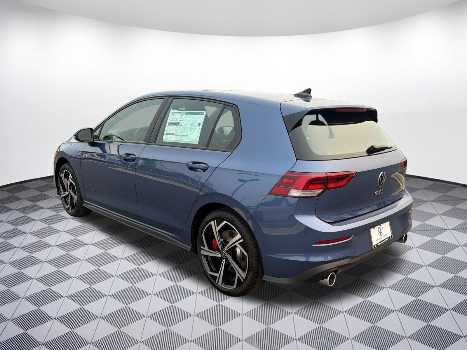 New 2026 Volkswagen Golf SE FWD image 3
