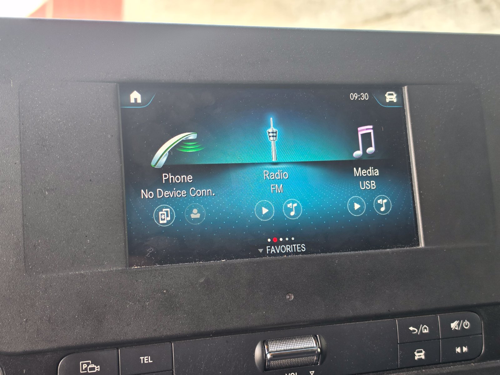 Used 2020 Mercedes-Benz Sprinter 2500 image 14