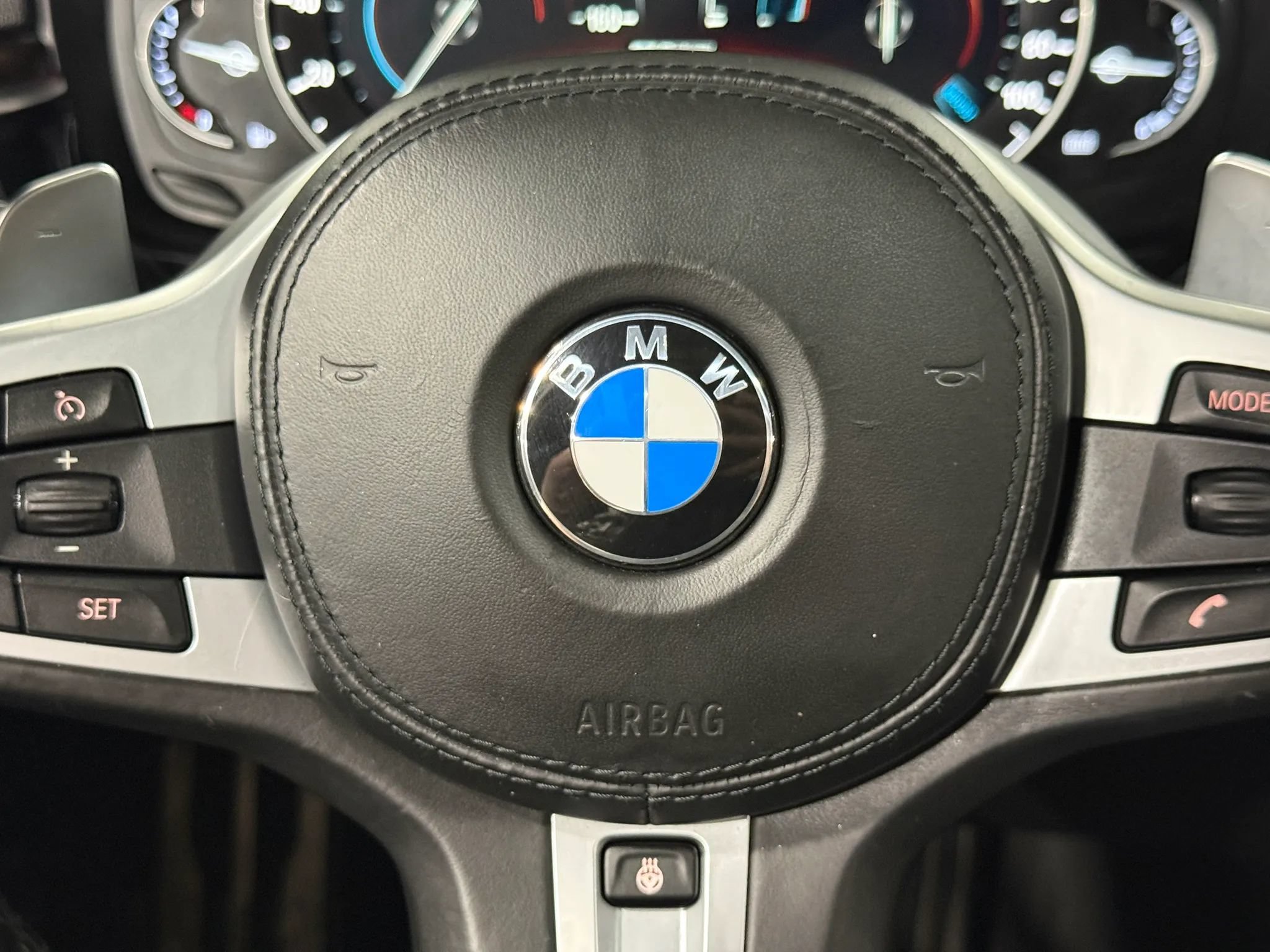 Used 2018 BMW 530e xDrive w/ M Sport Package 2 AWD/4WD image 26