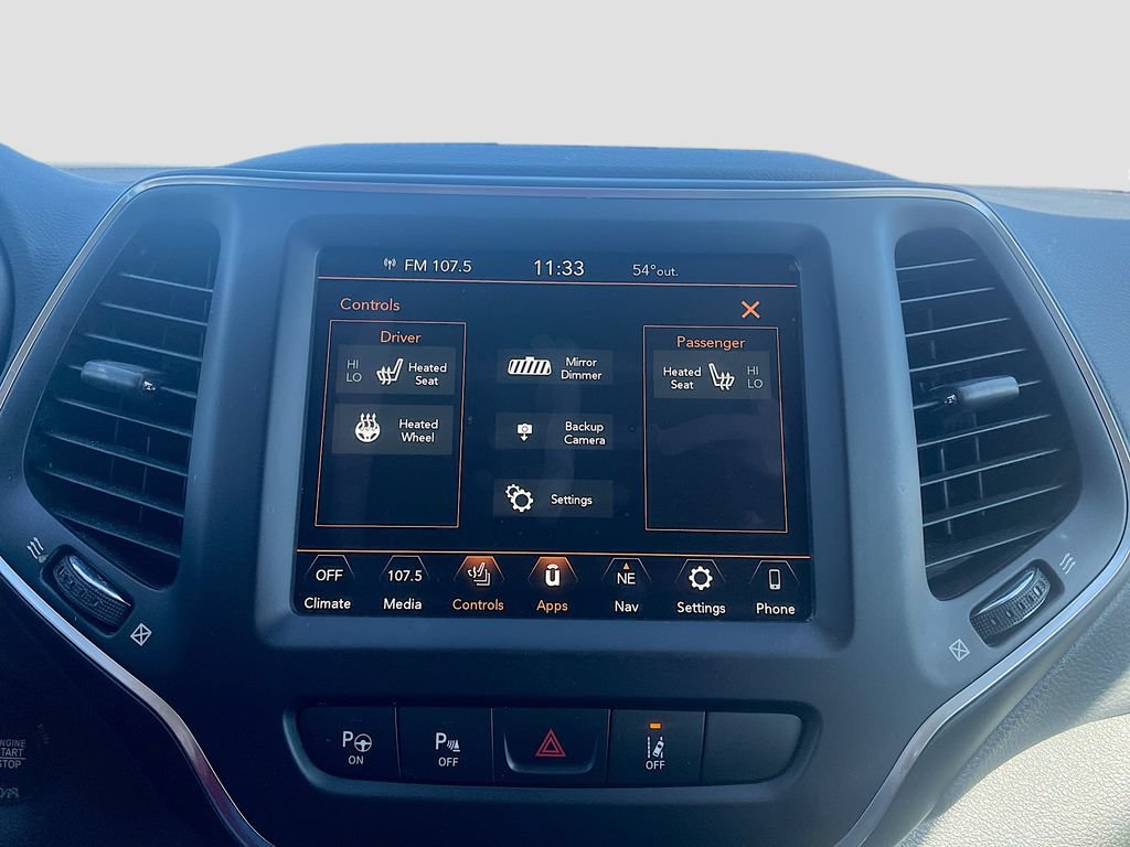 Used 2023 Jeep Cherokee Altitude Lux AWD/4WD image 19