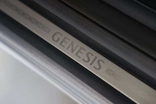 New 2027 Genesis GV70 2.5T AWD/4WD image 19