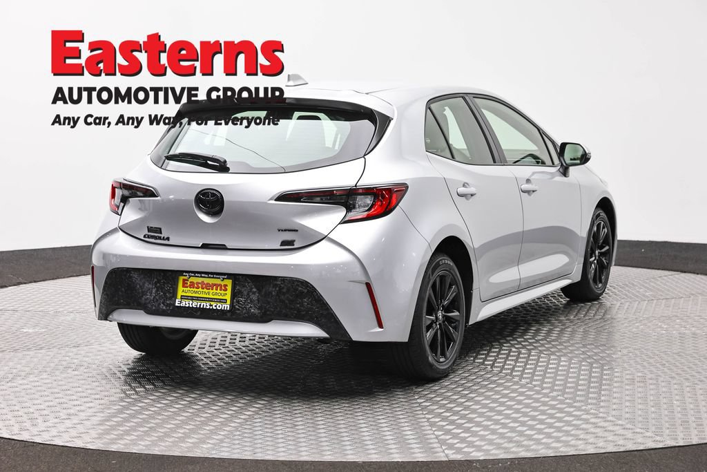 Used 2024 Toyota Corolla SE w/ SE Package FWD image 5