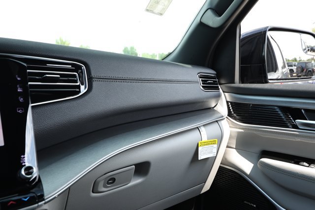 New 2026 Jeep Grand Wagoneer L Limited w/ Rear Seat Video Group I AWD/4WD image 29