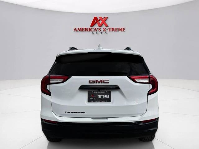 Used 2022 GMC Terrain SLE w/ Driver Convenience Package FWD image 5