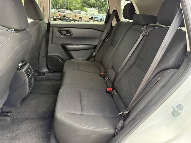 Used 2024 Nissan Rogue S AWD/4WD image 26