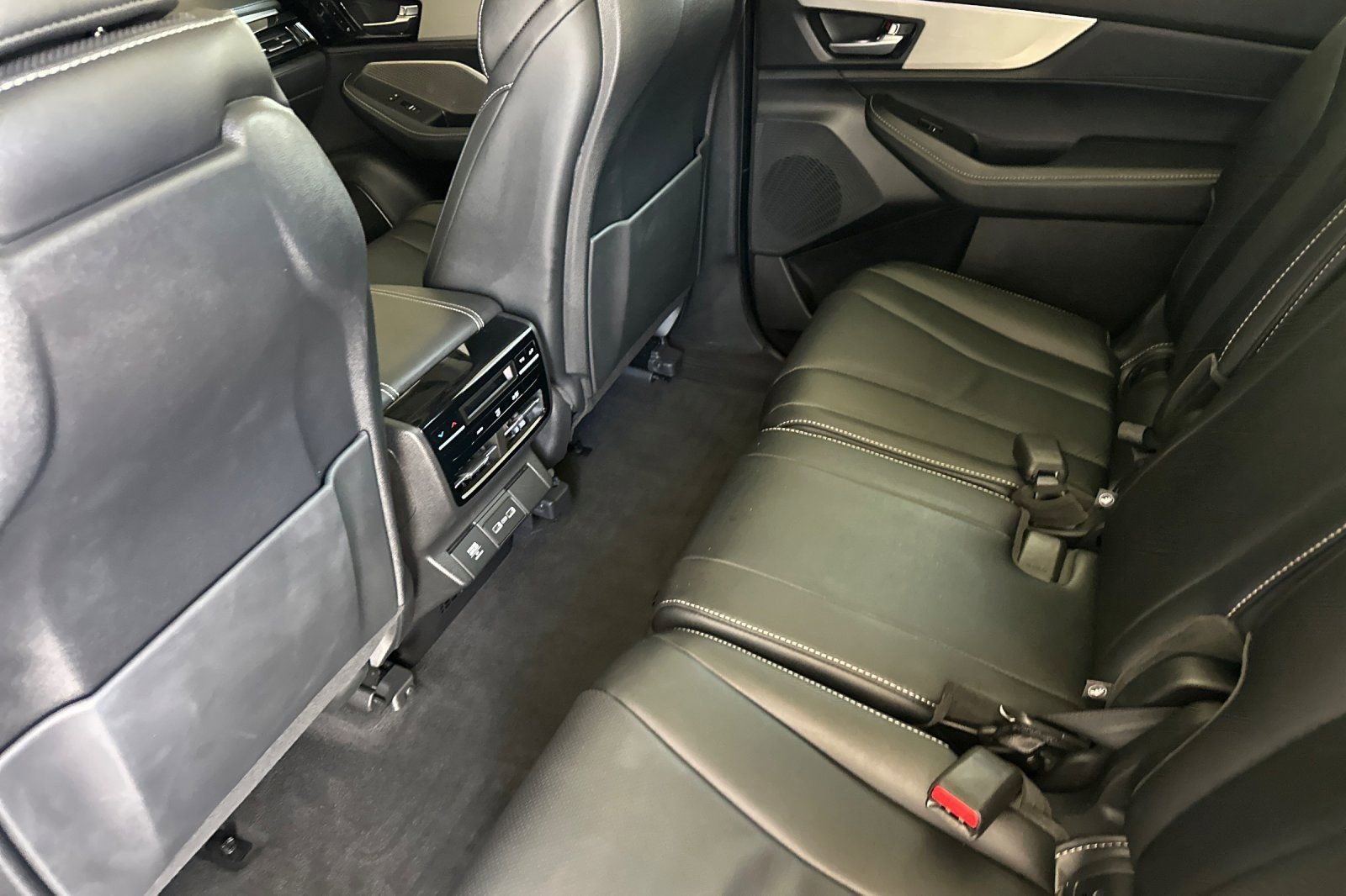 Used 2024 Acura MDX FWD w/ Technology Package image 14