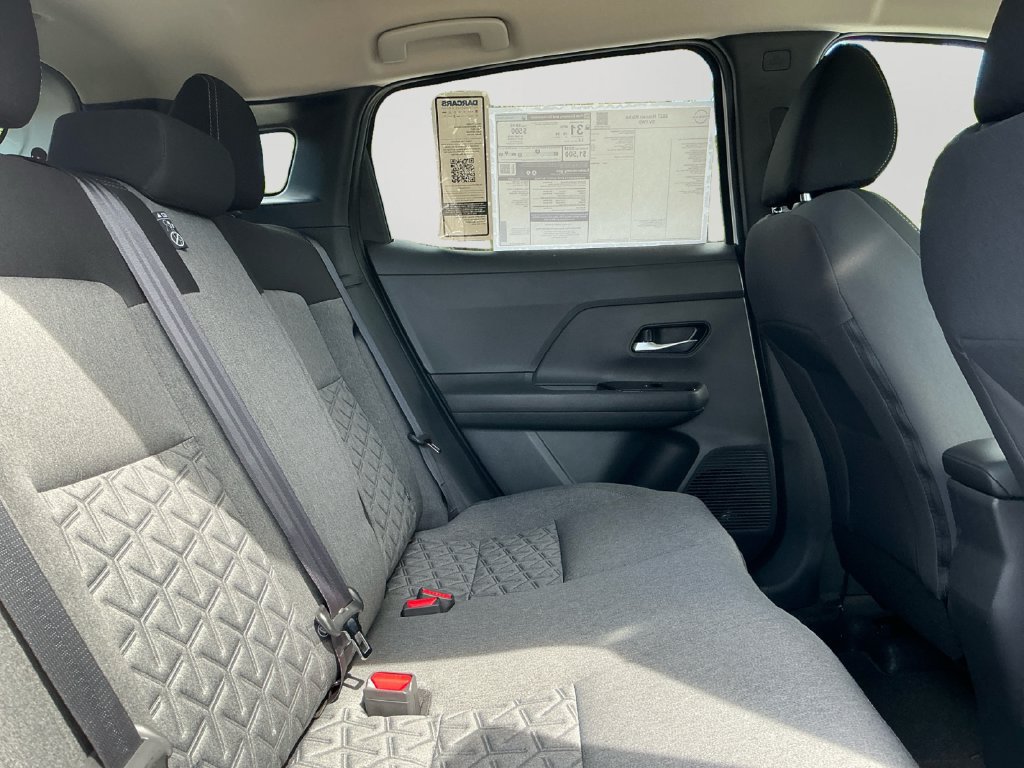 New 2027 Nissan Kicks SV w/ Cold Weather Package FWD image 13