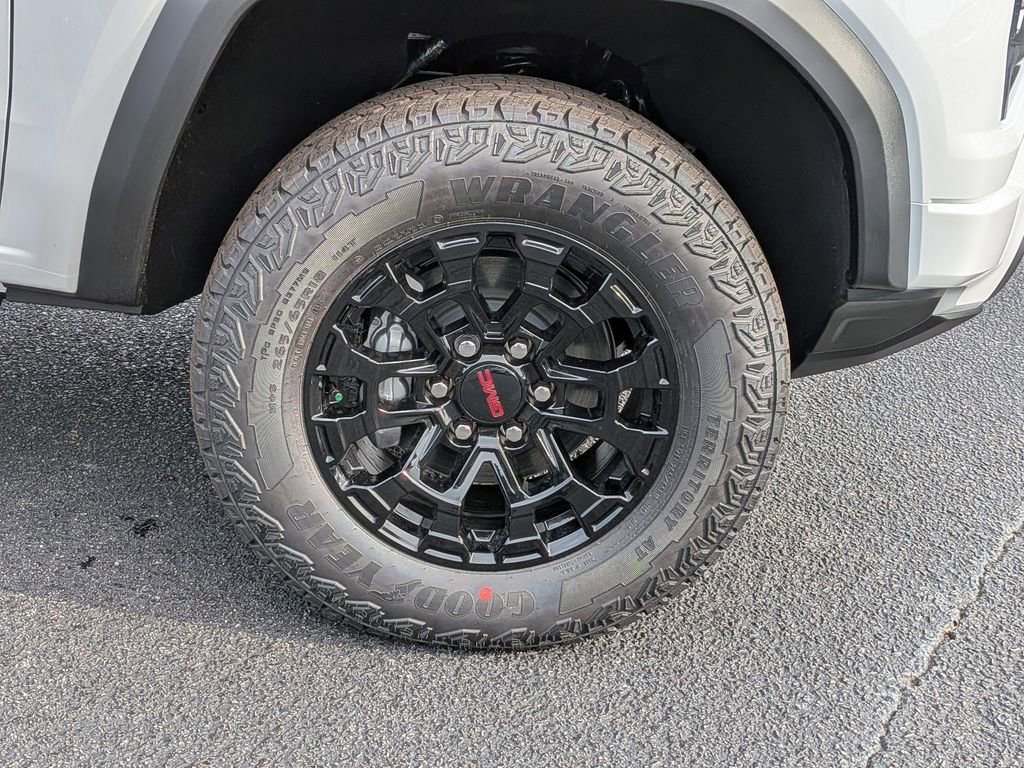 New 2026 GMC Canyon Elevation w/ Convenience Package image 12