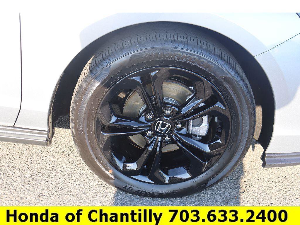 Used 2025 Honda Accord SE image 32
