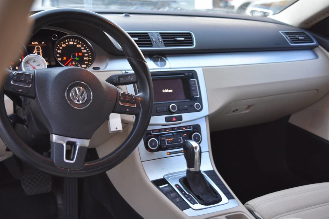 Used 2012 Volkswagen CC Lux Limited image 31