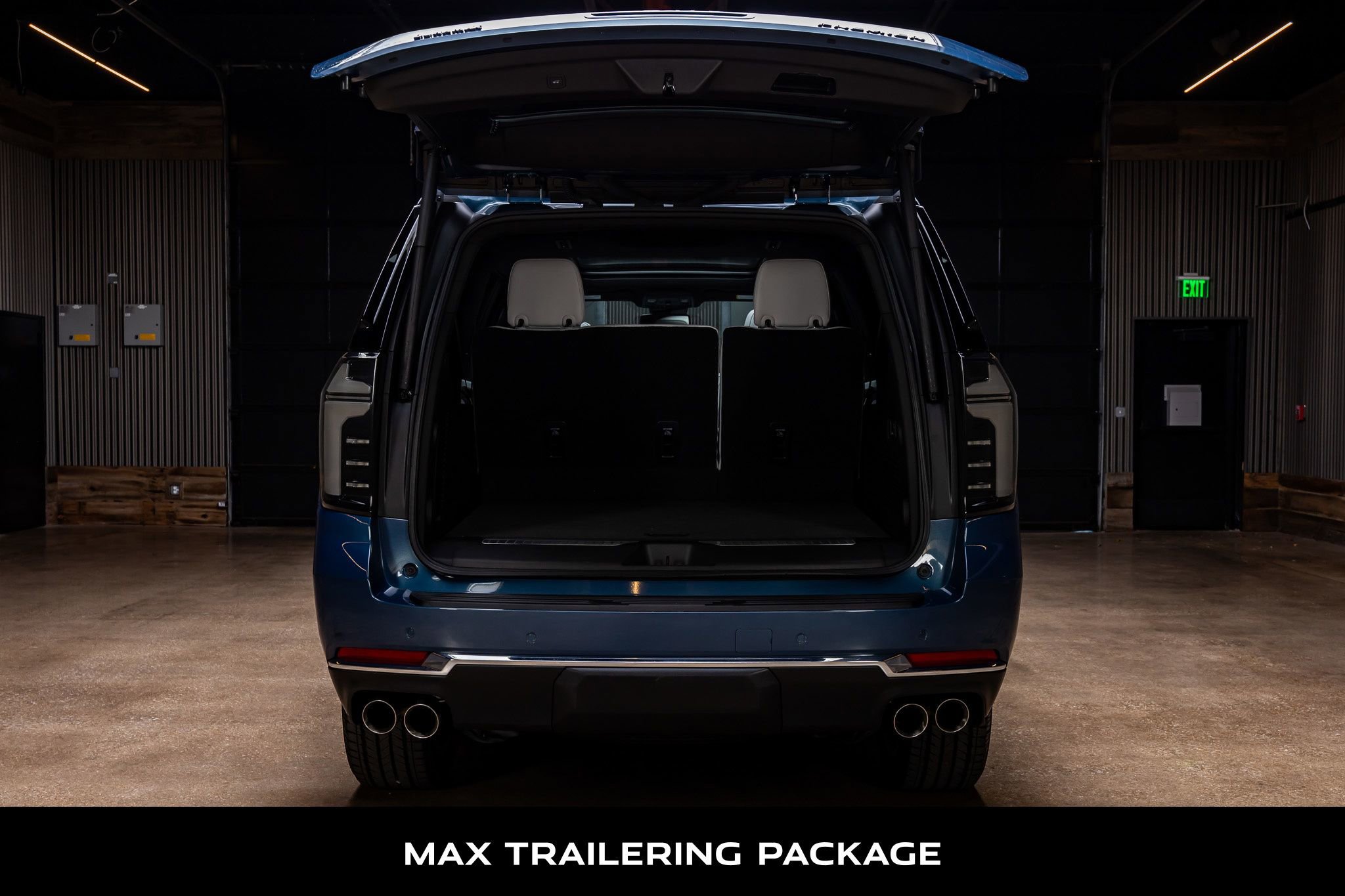 Used 2025 Chevrolet Suburban Premier w/ Sun And Tow Package image 8