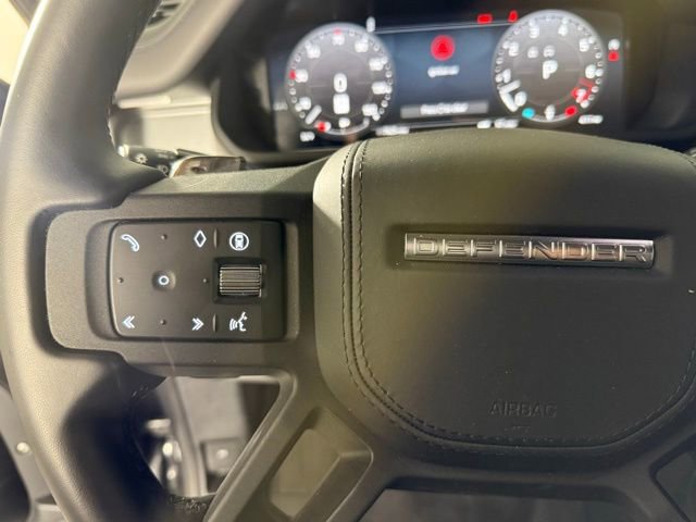 Used 2025 Land Rover Defender 130 V8 image 18
