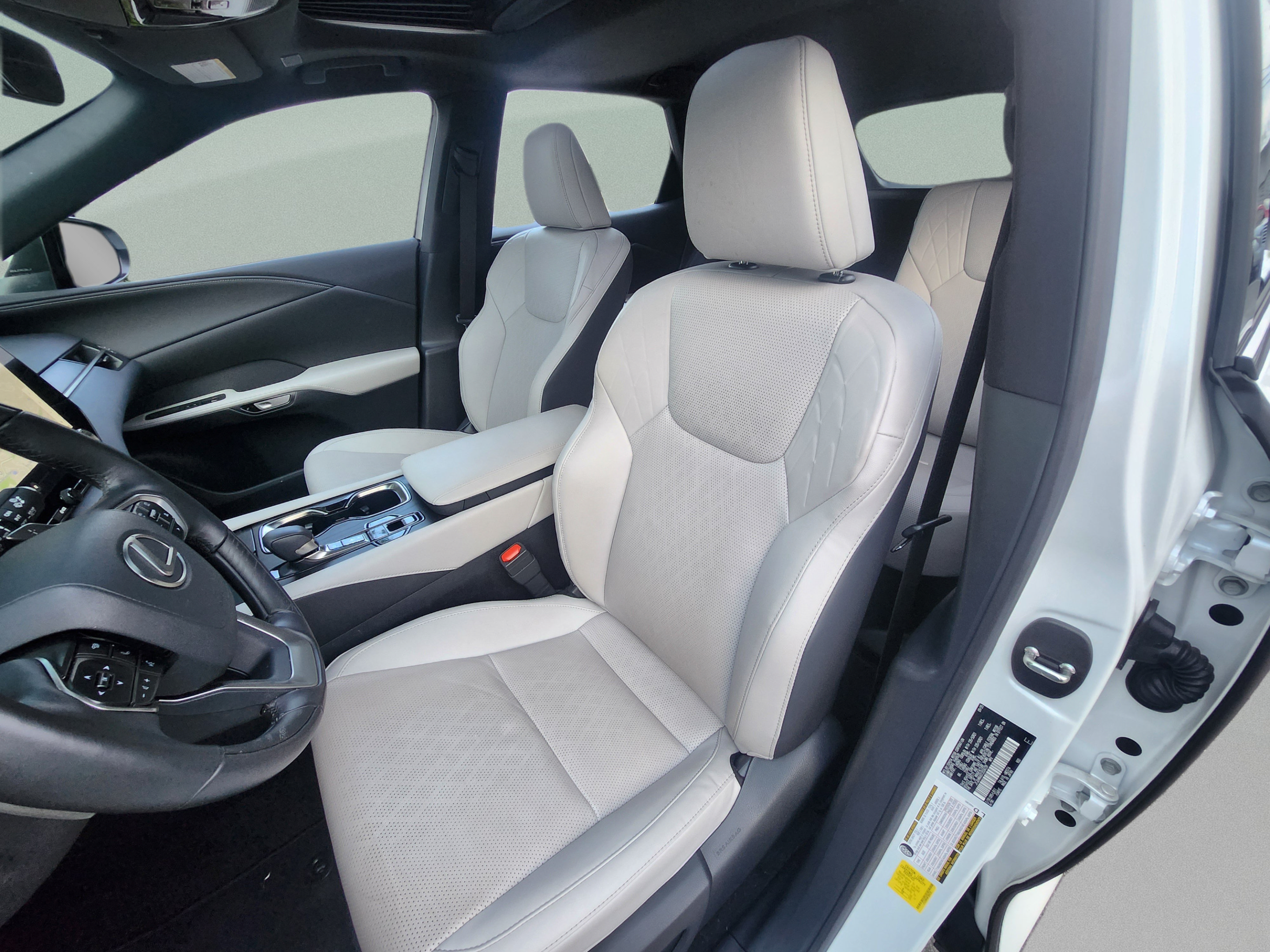 Certified 2026 Lexus RX 350 Premium Plus w/ Accessory Package (Z1) FWD image 12
