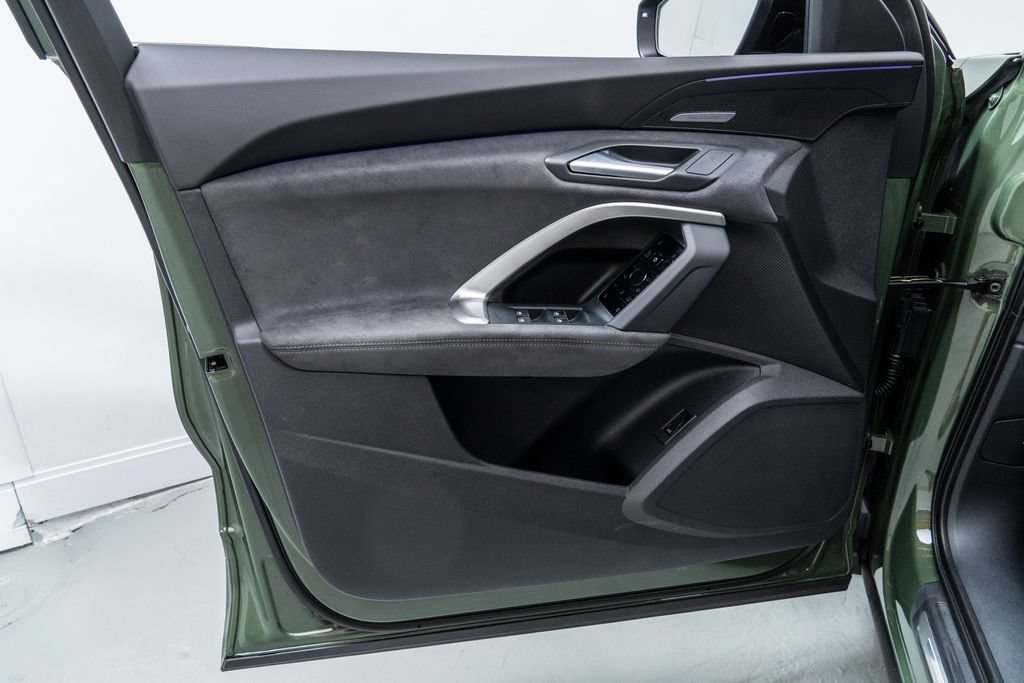 New 2026 Audi SQ5 Prestige AWD/4WD image 19