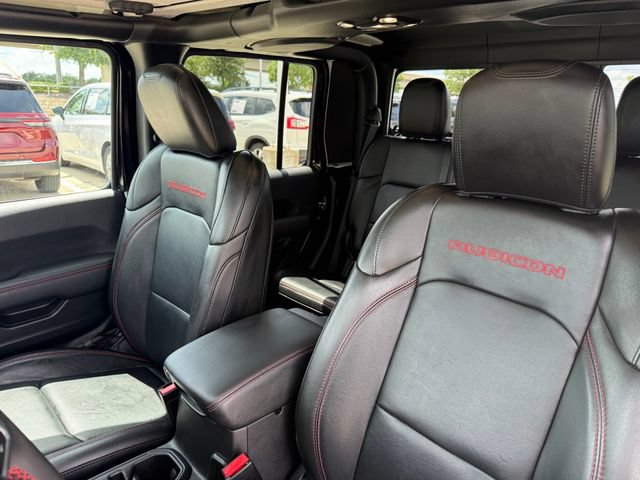 Used 2023 Jeep Gladiator Rubicon w/ LED Lighting Group AWD/4WD image 12
