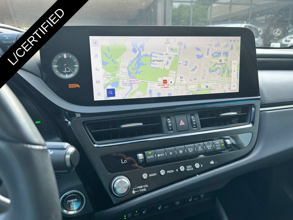Certified 2024 Lexus ES 300h w/ Premium Package FWD image 17