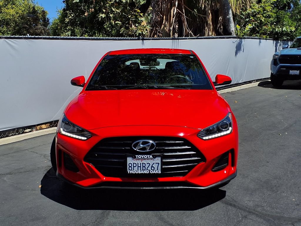 Used 2020 Hyundai Veloster 2.0 FWD image 2