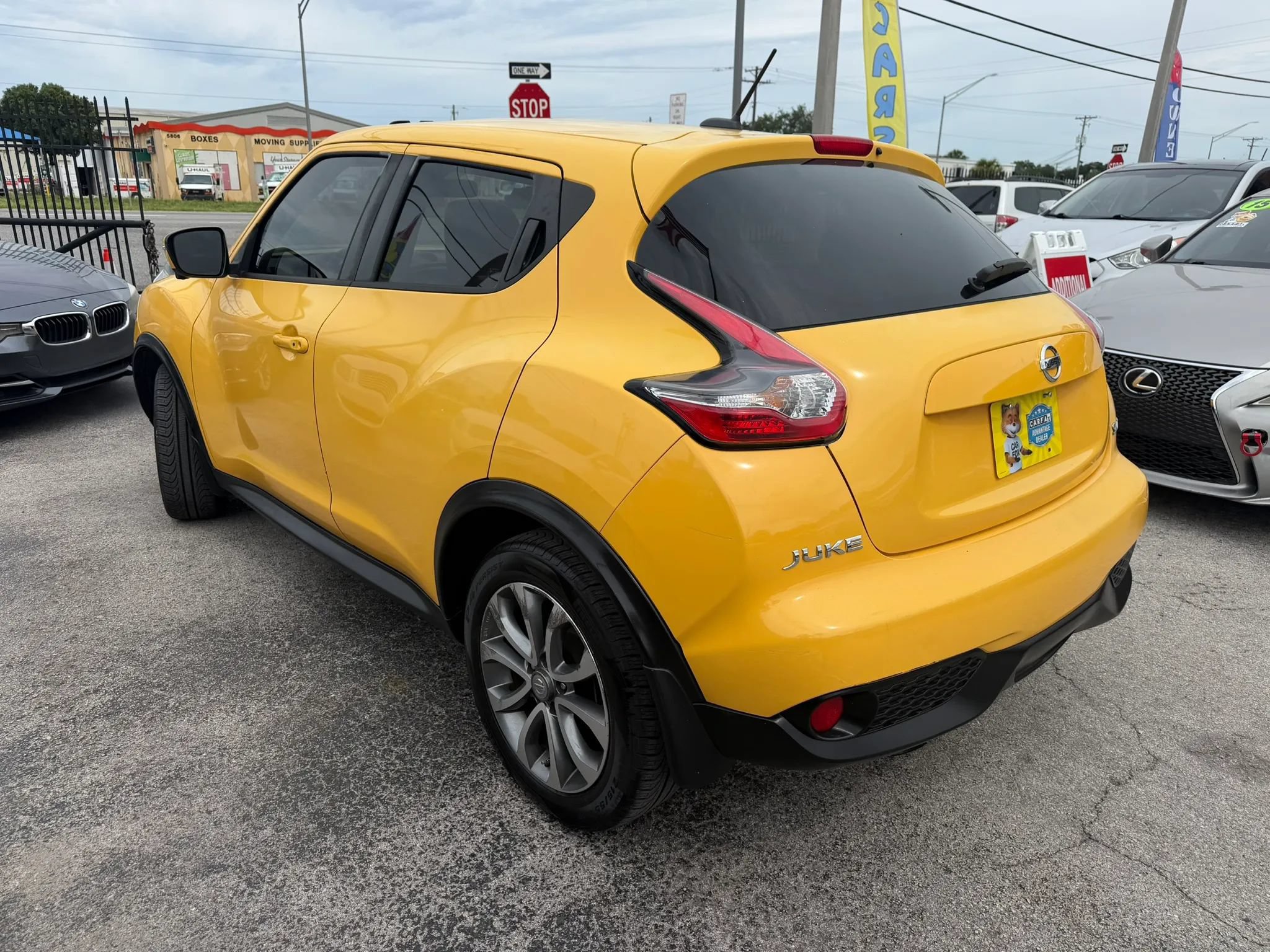 Used 2017 Nissan Juke SL w/ Interior Illumination Package AWD/4WD image 6