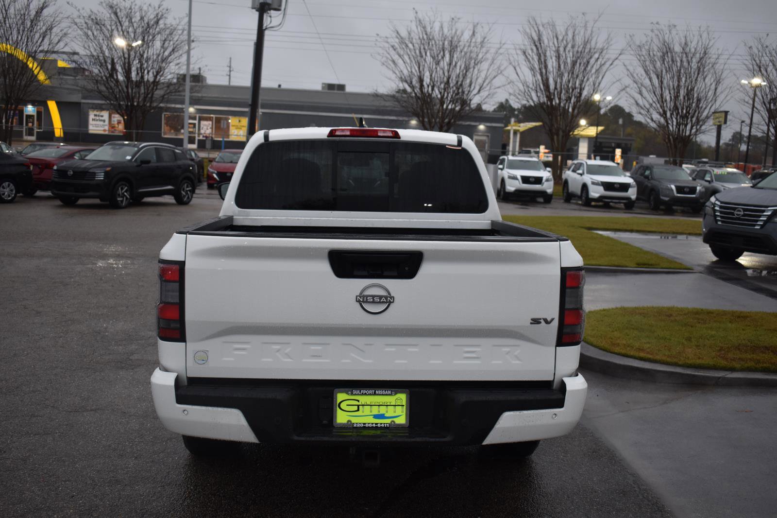 Used 2023 Nissan Frontier SV w/ SV Convenience Package image 6
