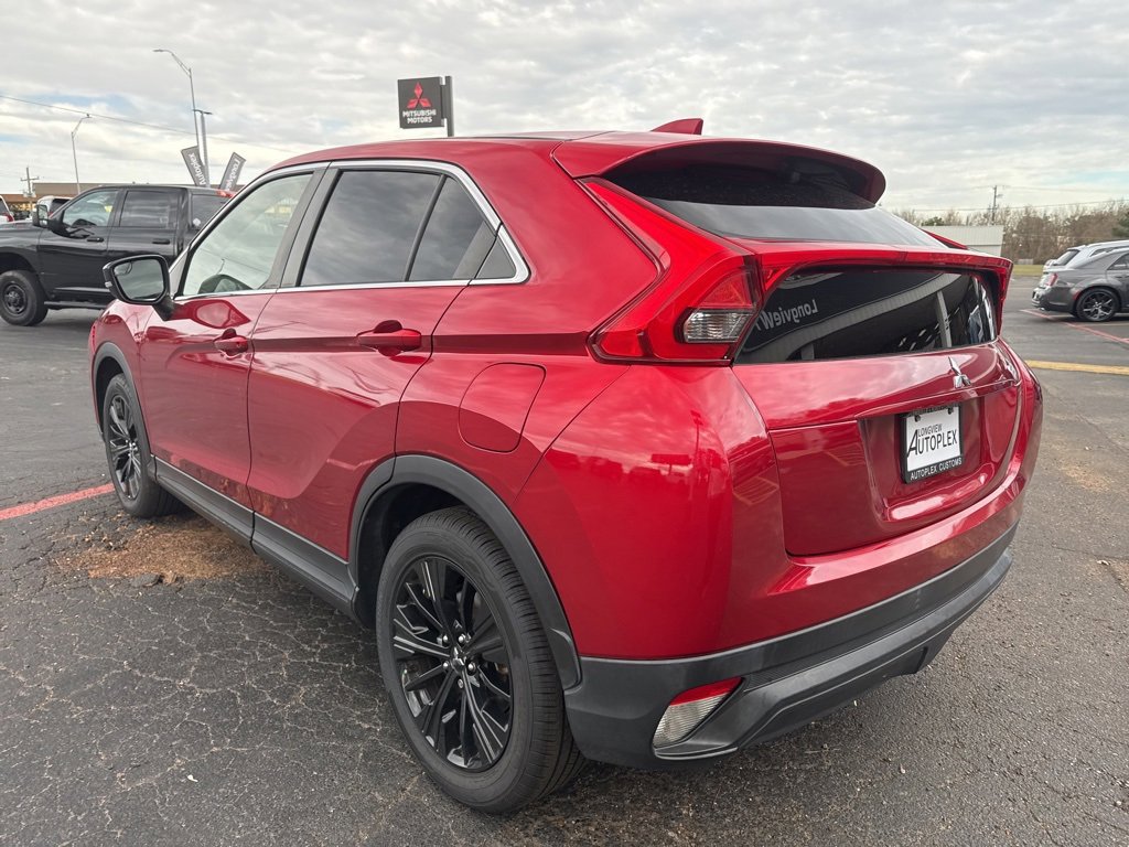 Used 2020 Mitsubishi Eclipse Cross LE image 9