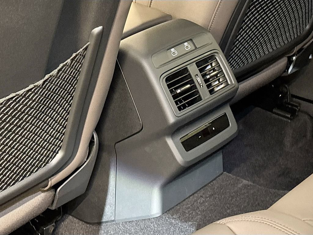 New 2025 Audi Q5 Premium Plus image 17