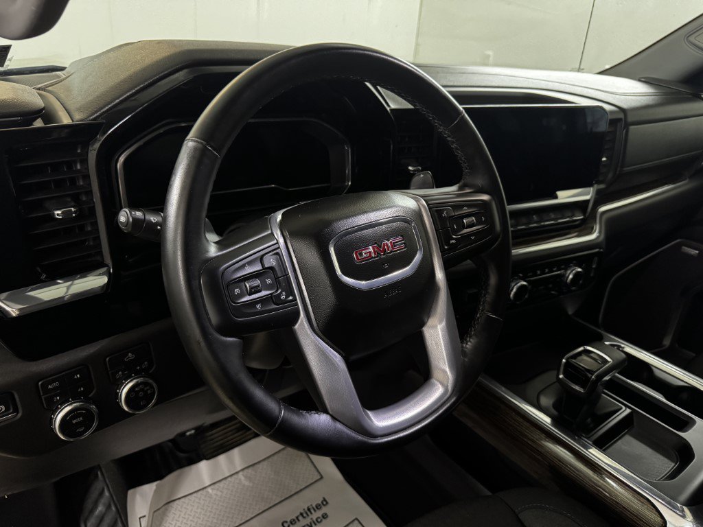 Used 2025 GMC Sierra 1500 Elevation w/ Preferred Package AWD/4WD image 31